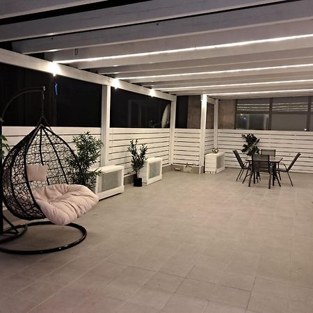 Authentic One Bedroom Apartment In City Center Jerusalem Exterior foto