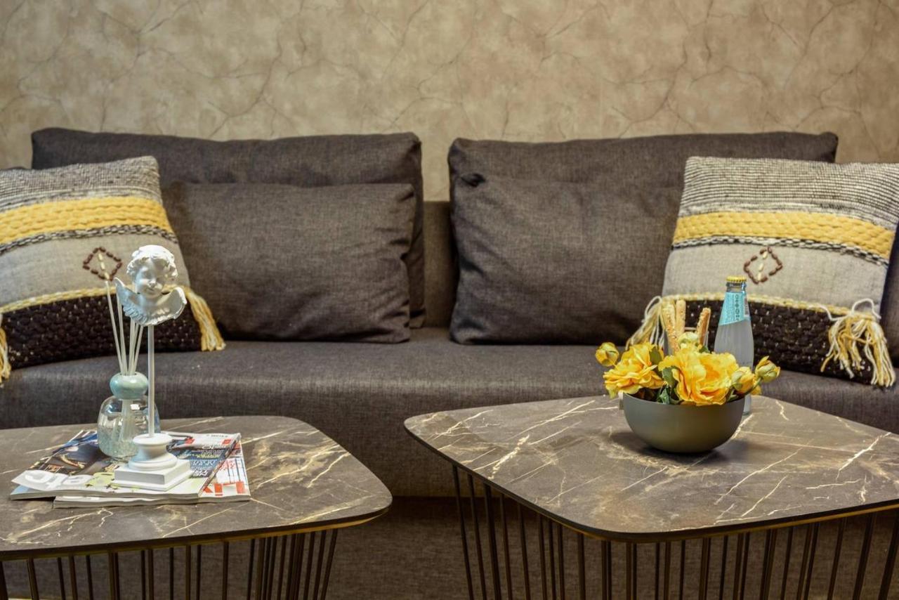 Authentic One Bedroom Apartment In City Center Jerusalem Exterior foto